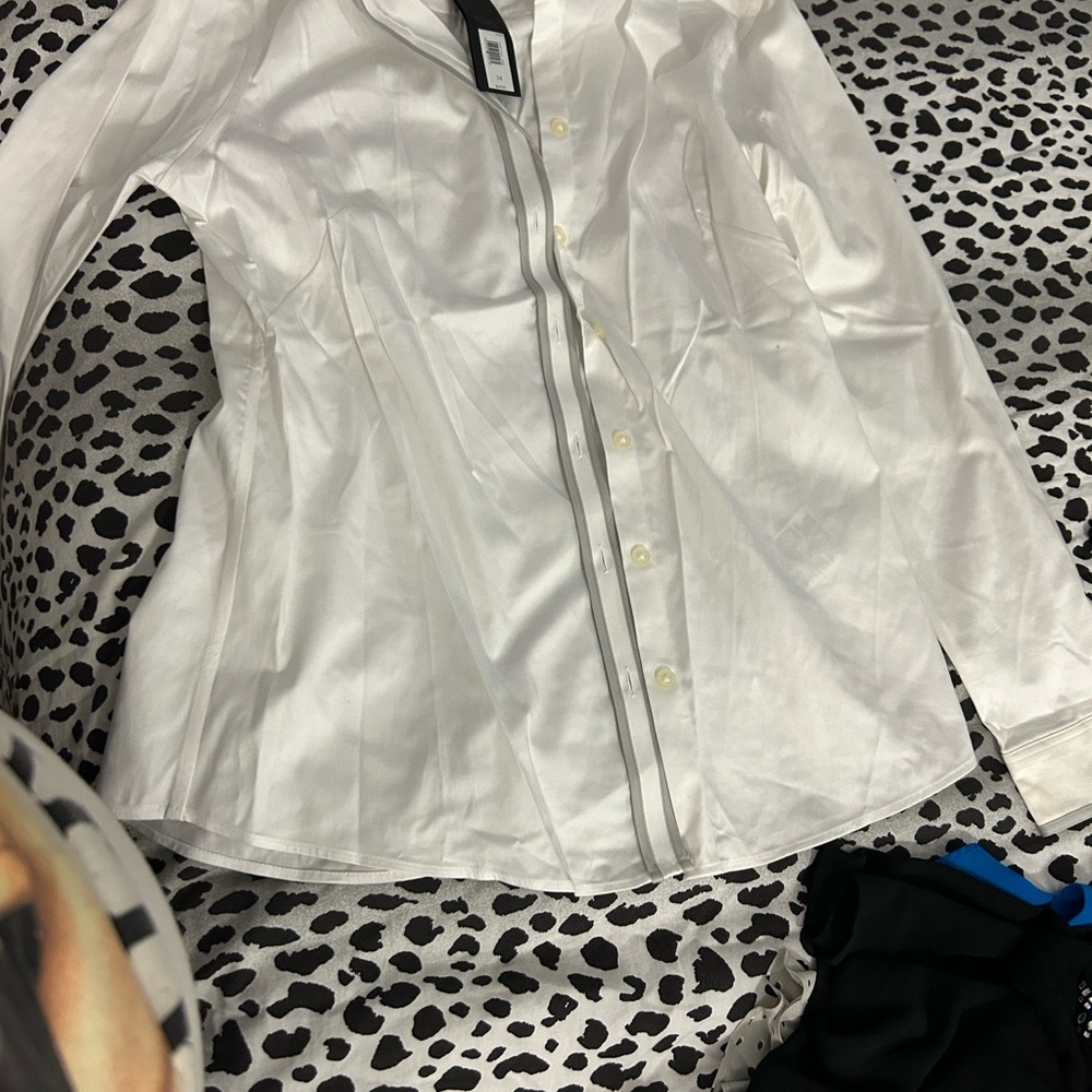 Banana Republic White Button Down Shirt